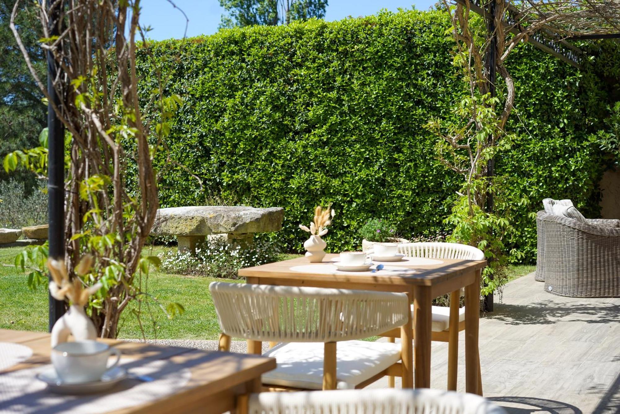 Val Baussenc, The Originals Relais Hotell Maussane les Alpilles Exteriör bild